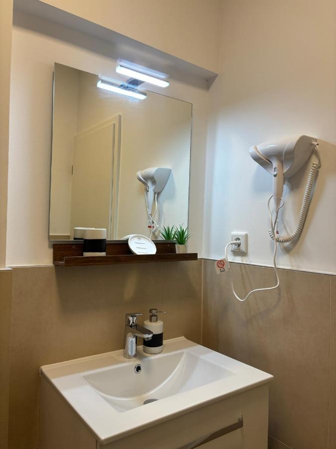 Lenti Duesseldorfer Apartment'S Zewnętrze zdjęcie