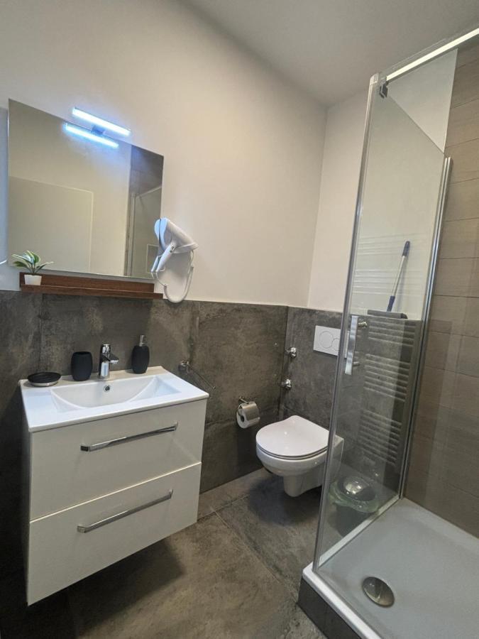 Lenti Duesseldorfer Apartment'S Zewnętrze zdjęcie